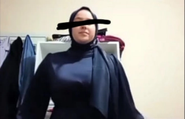 Türbanlı Kızın Videoları
