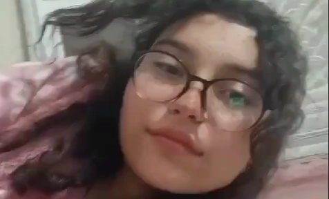 Genç Güzel Kızdan Videolar