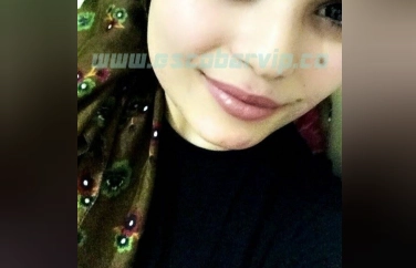 Türbanlı Nihal