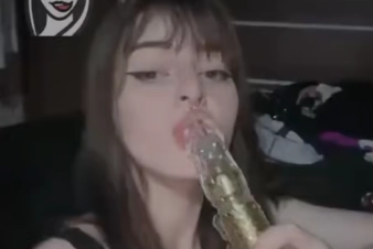Azgın Kaşarın Dildo Koleksiyonu