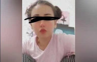 Genç kızın videoları #