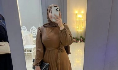 Güzel tombul türbanlı kızın arşivi