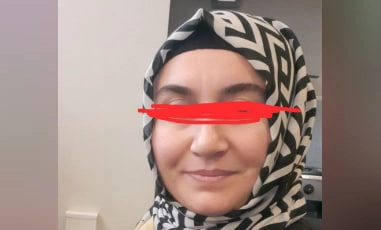 Güzel türbanlı Selma