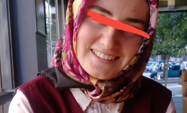 Türbanlı güzel kızın ifşası