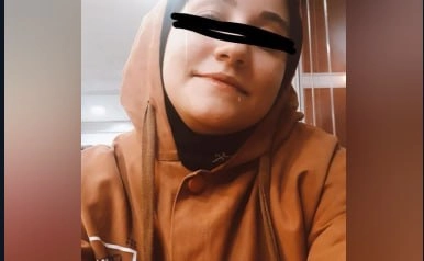 Türbanlı Sinem'in erkek arkadaşına yolladıkları