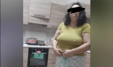 Türbanlı mature