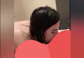 köle gibi bir kızdan nefis sakso ve sikiş