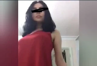 Genç kızın videoları