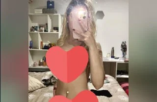 Memeler silikonlu ama abartıya kaçılmamış oran orantı olarak çok güzel ayarlanmış, diklik ve boyut harika gözüküyor