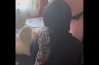 Türbanlı Yenge Yengesiyle Takılan Eleman Sesli