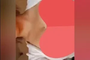 18'lik zkuşağı Yüsra amcığıyla para kazanıyor