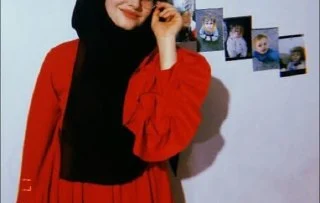 Muhteşem göğüsleri ile türbanlı nur;