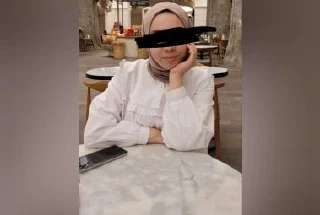 Türbanlı ev kızıymış harika kızın arşivi