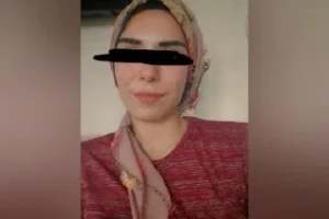Türbanlı güzelin arşivi