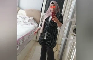 Türbanlı kadın ve sevgilisi