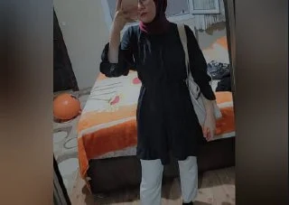 Türbanlı Özbek Hatun