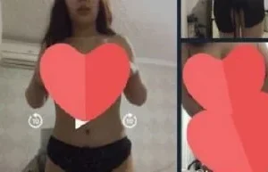 Üniversiteli kızdan sevgilisine muhteşem show